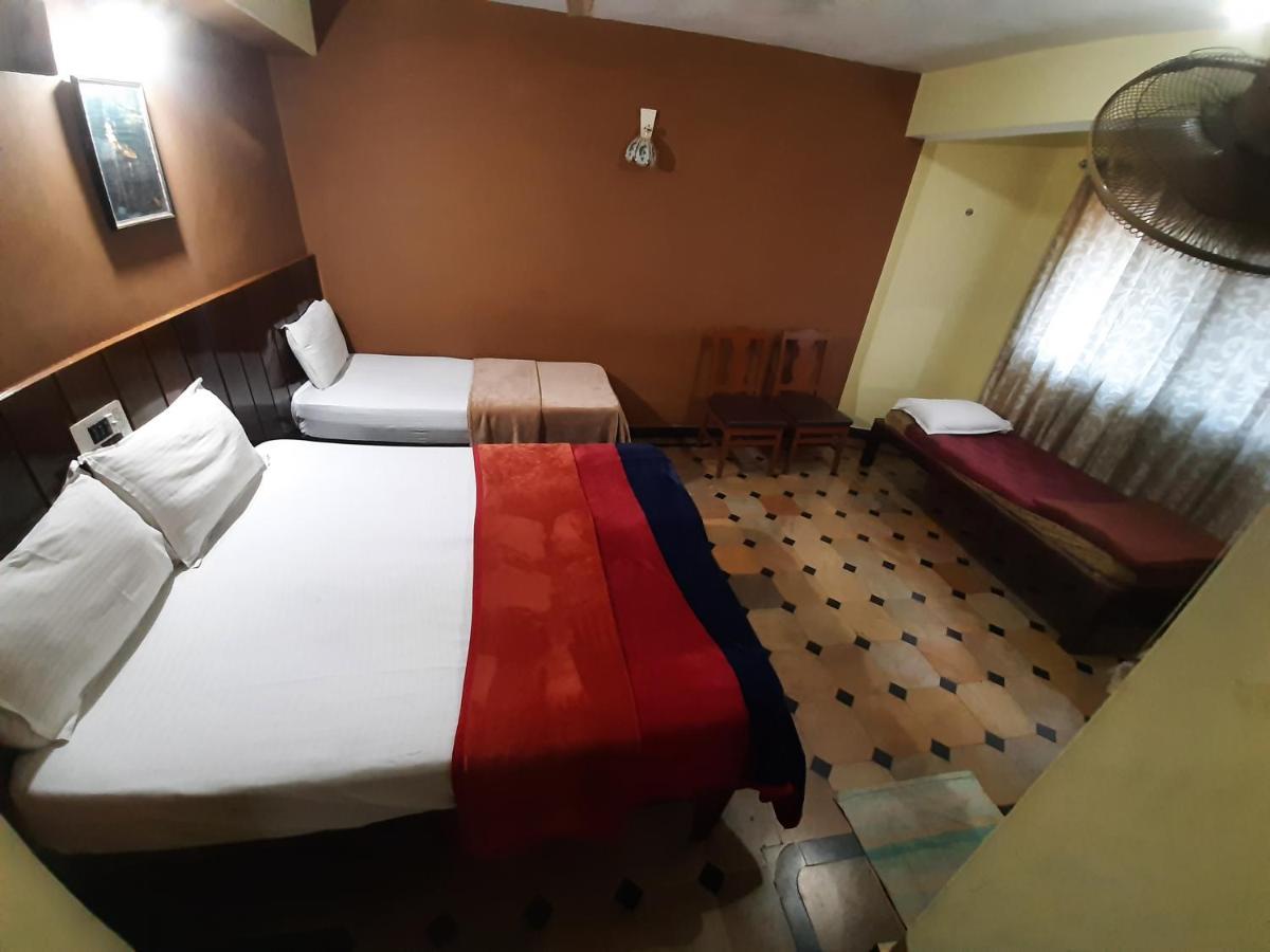 Hotel Caveri Comfort Inn ماديكيري المظهر الخارجي الصورة