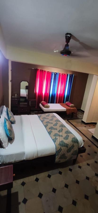 Hotel Caveri Comfort Inn ماديكيري المظهر الخارجي الصورة