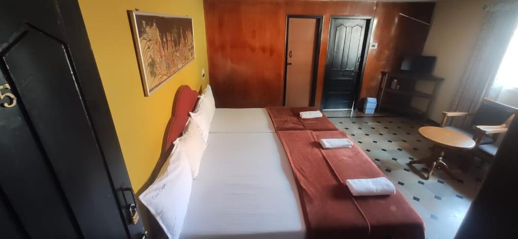 Hotel Caveri Comfort Inn ماديكيري المظهر الخارجي الصورة